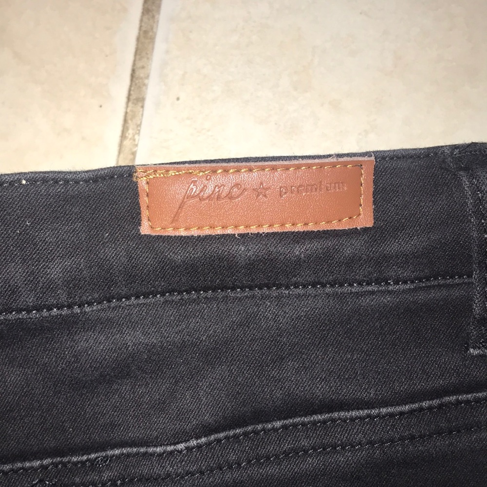 Jeans - Picture 4 of 5